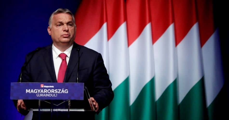 Hungria x União Européia Orbán planeja referendo para definir sobre lei de proteção infantil