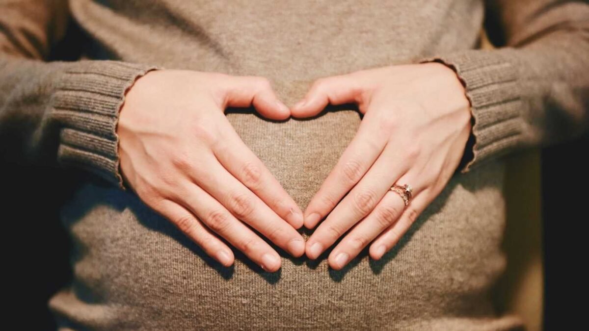 O que é o assassinato de bebês no ventre de suas mães?