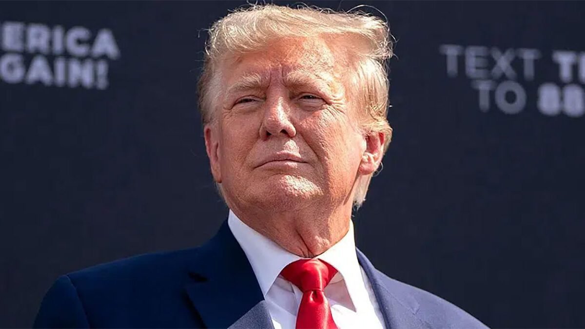 Trump impulsiona sua campanha em seu retorno ao X/Twitter