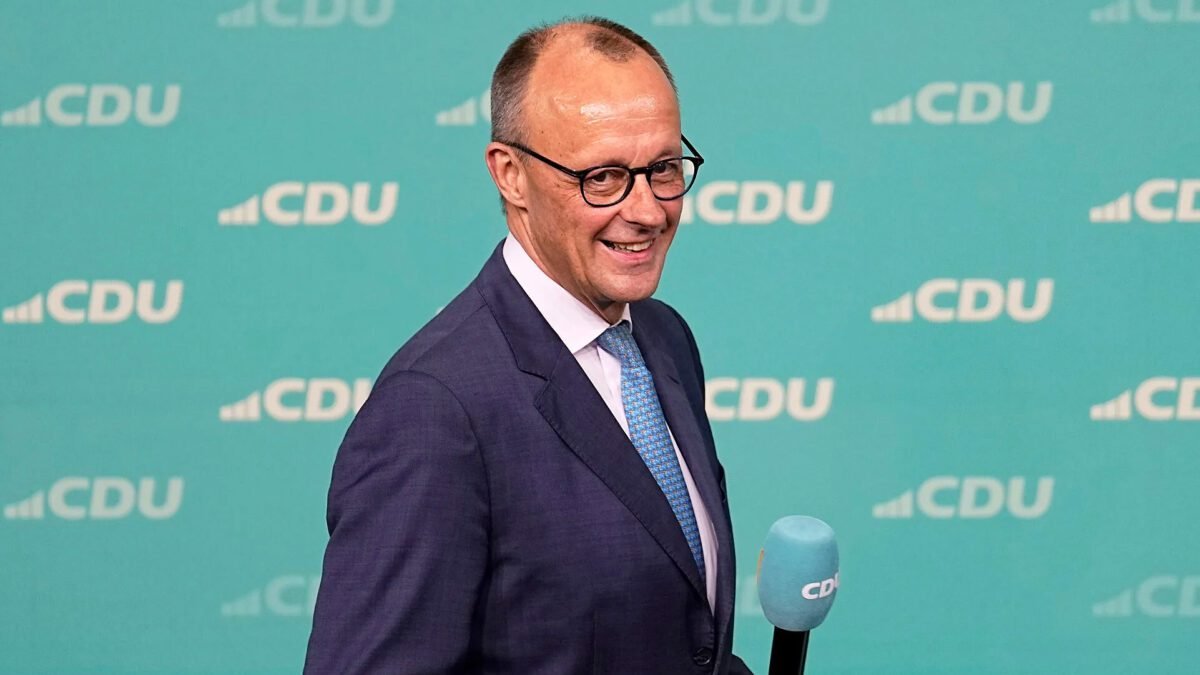 Conservadores retornarão ao governo alemão com AfD mais forte na oposição