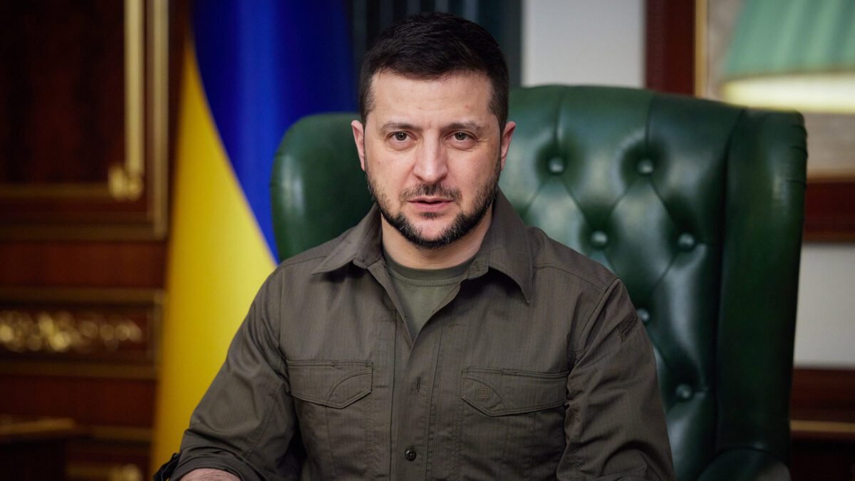 Por que Zelenski não se submeteu às eleições na Ucrânia?