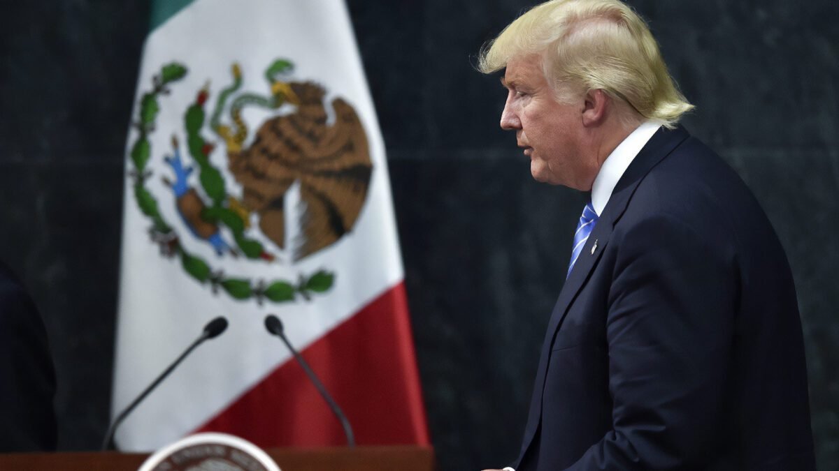 Trump decide suspender tarifas sobre o México até 2 de abril: Sheinbaum comemora