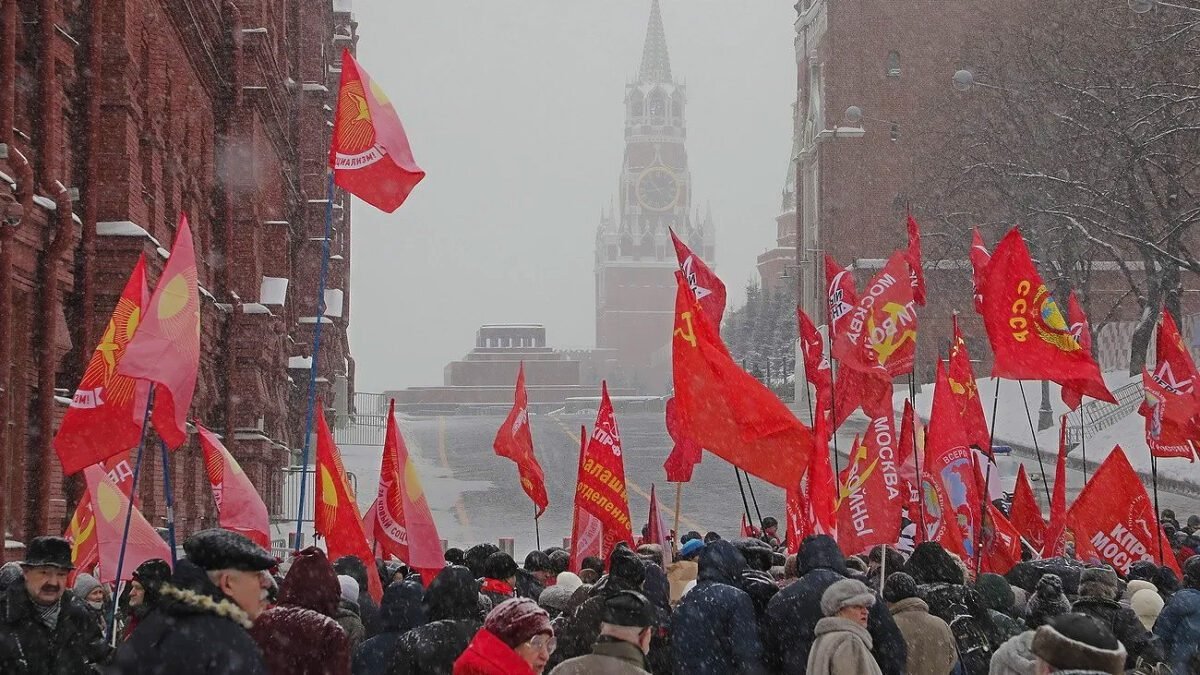 Na Rússia, o número de nostálgicos da URSS cai para um nível historicamente baixo