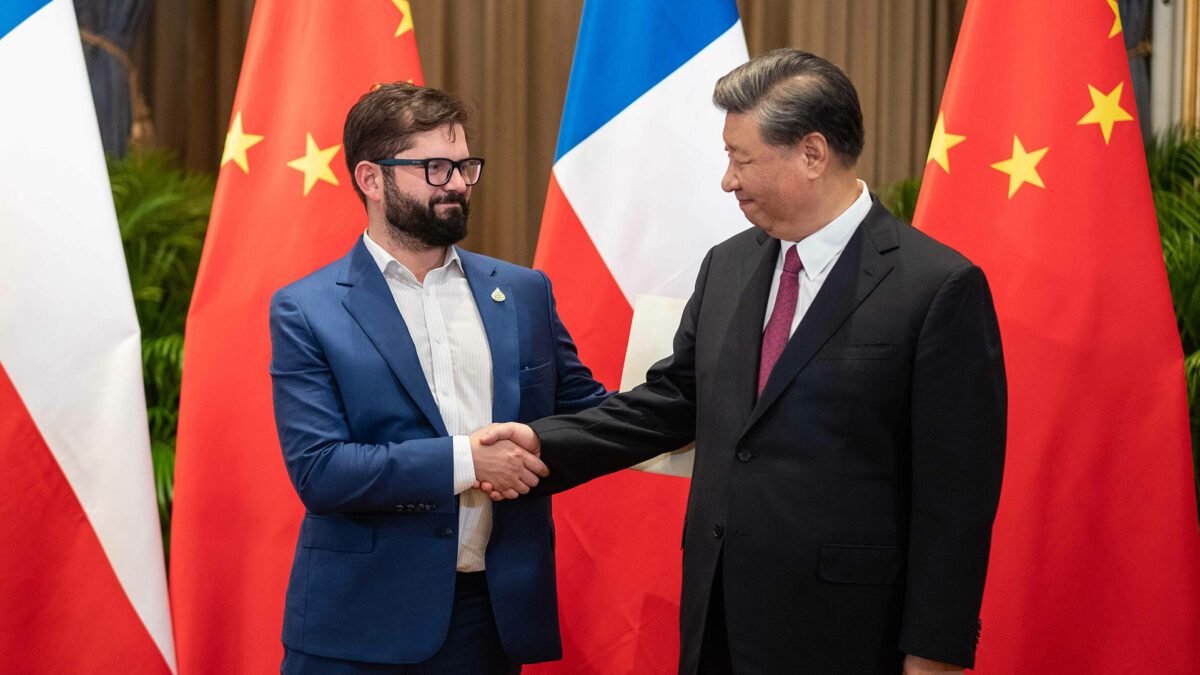 Os números que mostram como metade do Chile está hipotecado à China