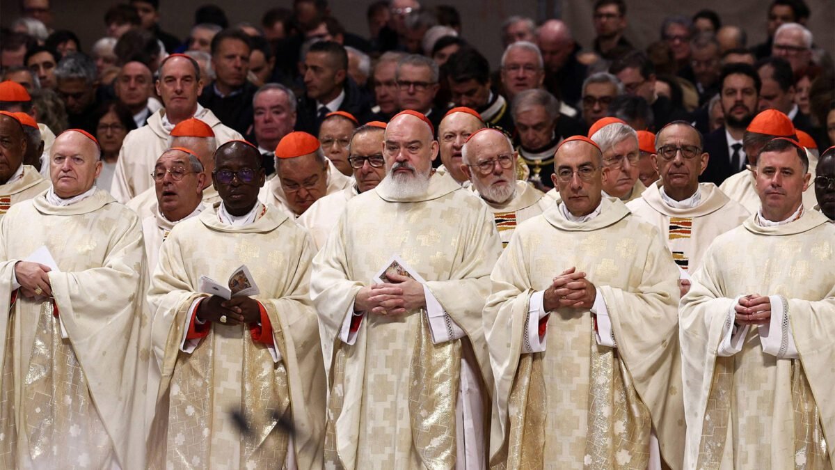 O que é um conclave? Chaves para o rito hermético de eleição de papas