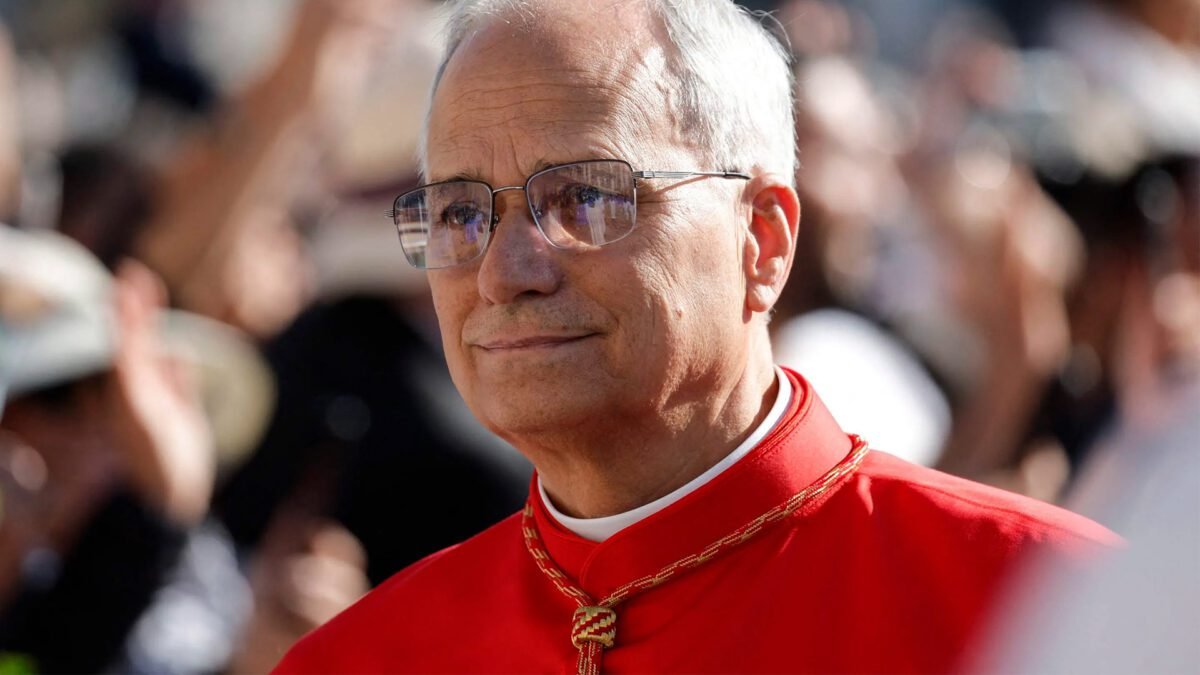 Robert Prevost é eleito papa e adota o nome Leão XIV