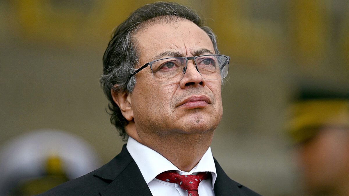 Petro apela para seu passado de guerrilheiro diante do fracasso do referendo popular