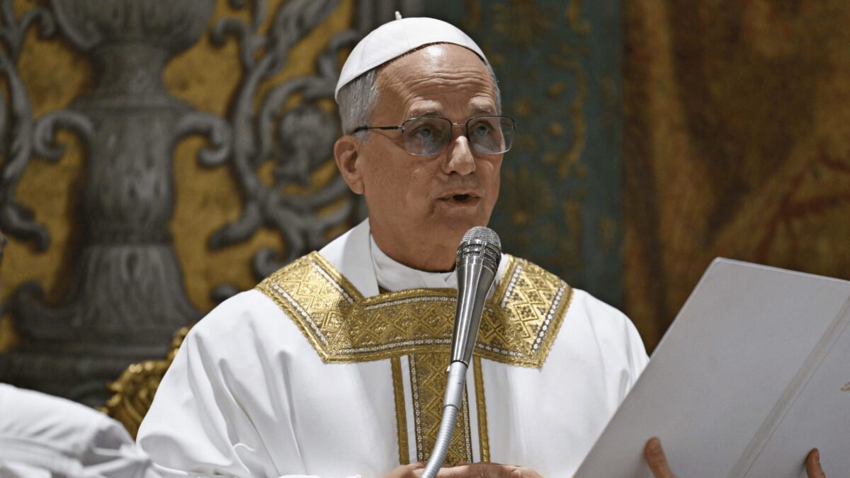 Migração e a difícil relação entre o novo papa e o governo Trump