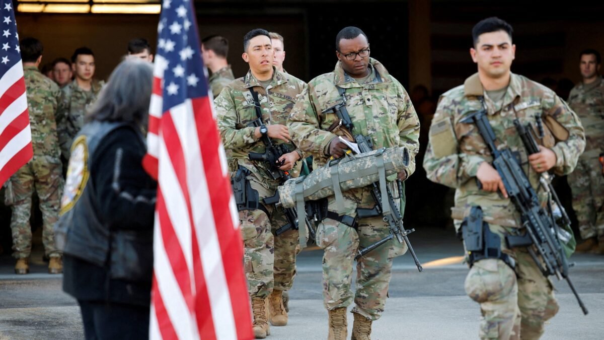 EUA recruta especialistas em IA para as forças armadas em meio a conflitos globais