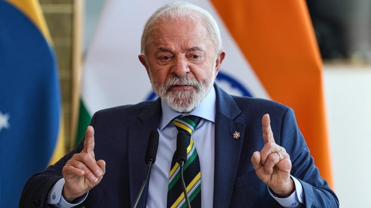 Lula tenta negociar com os EUA, mas ameaça restabelecer uma tarifa de 50%