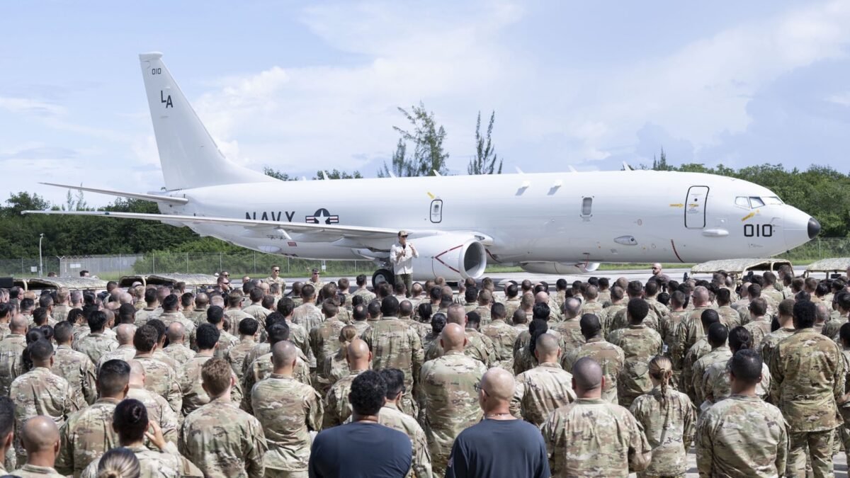EUA pede que os militares porto-riquenhos “se preparem para a guerra”