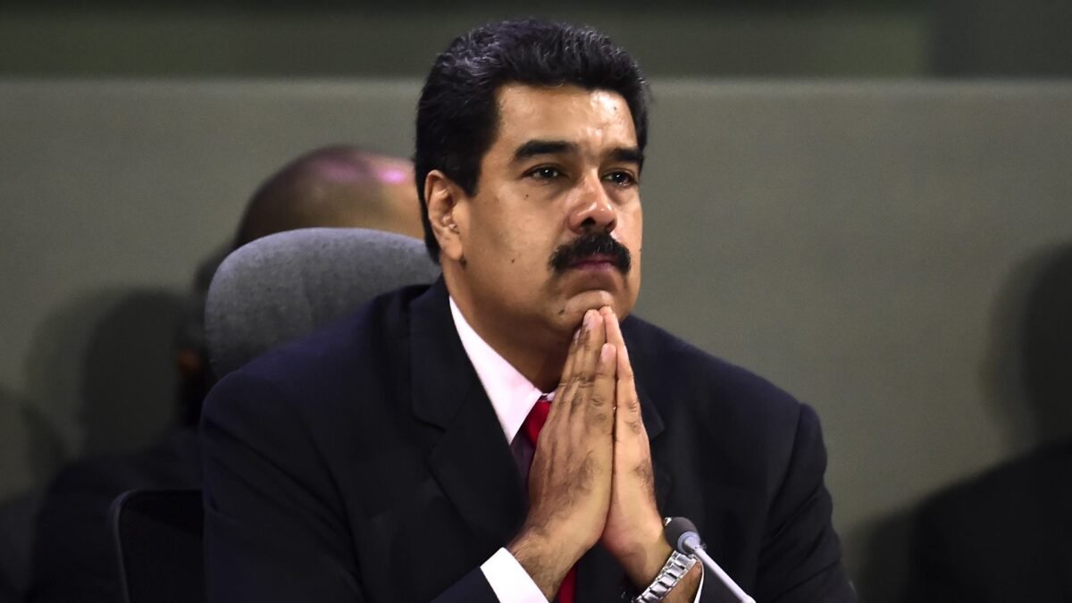 É oficial: começa nova fase da operação dos EUA contra Maduro