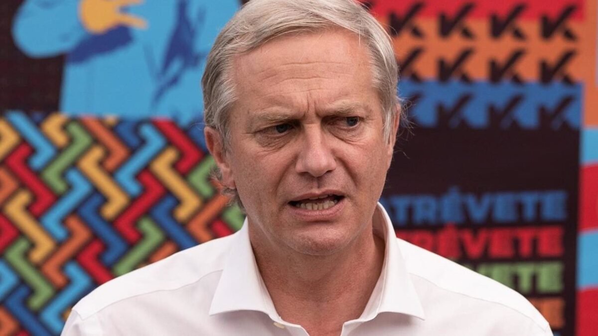 Kast responde à advertência de Maduro: “Ele é um narcoditador”