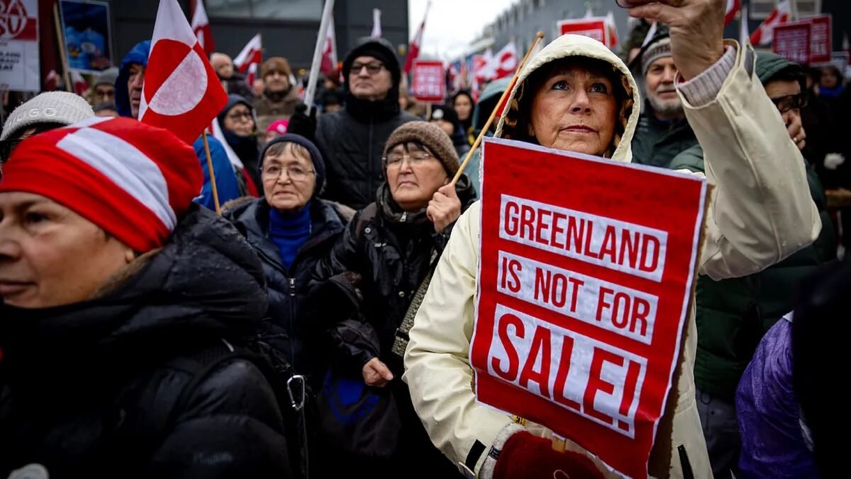 Trump afirma não querer recorrer à força na Groenlândia, mas insiste em comprá-la