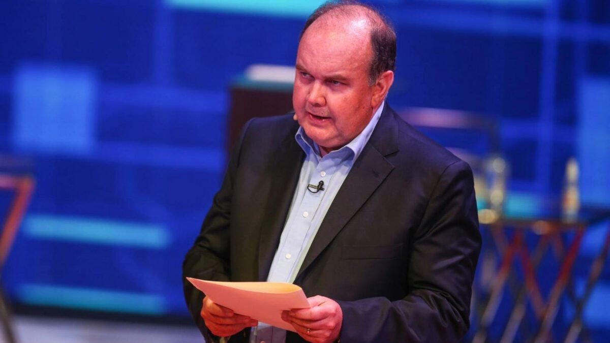 O Peru dá início a longas jornadas de debates eleitorais com 35 candidatos à presidência