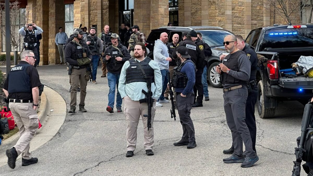 Dois atentados nos EUA, no mesmo dia: o que sabemos até agora