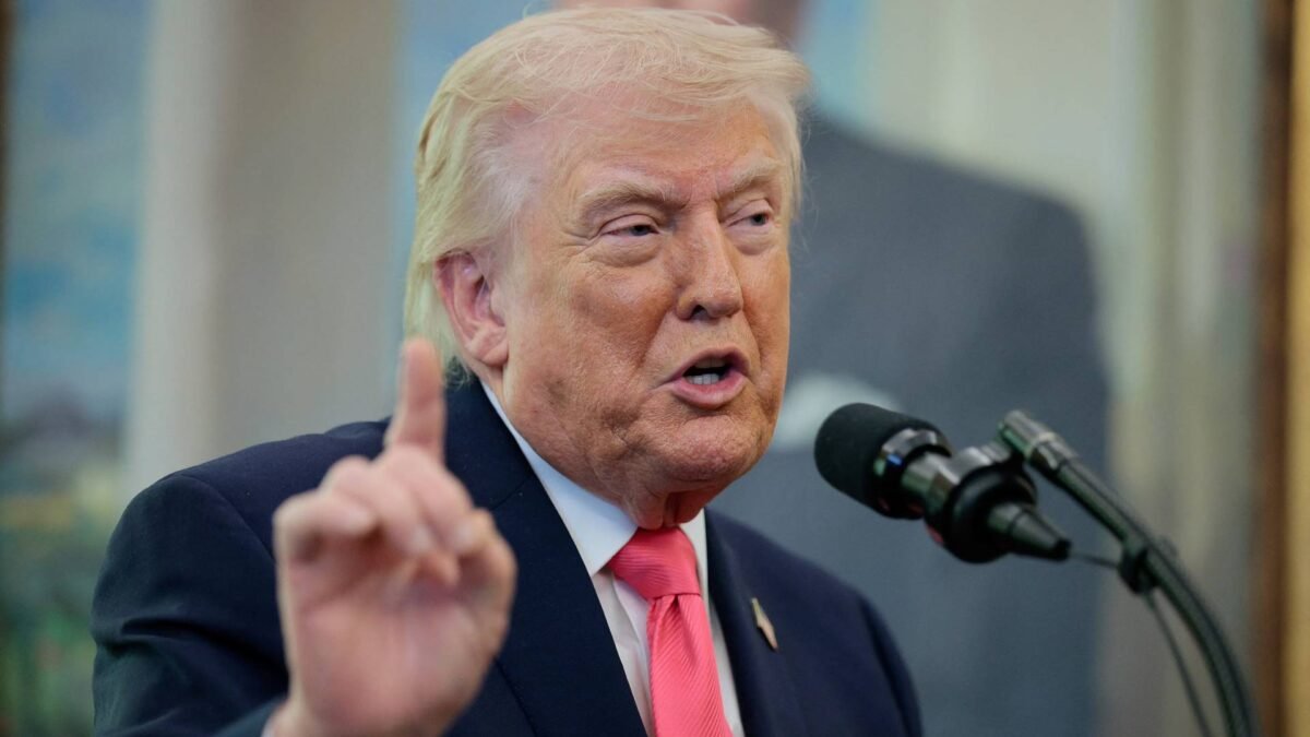 Trump anuncia “conversas sérias” e “grandes avanços” com o novo regime iraniano