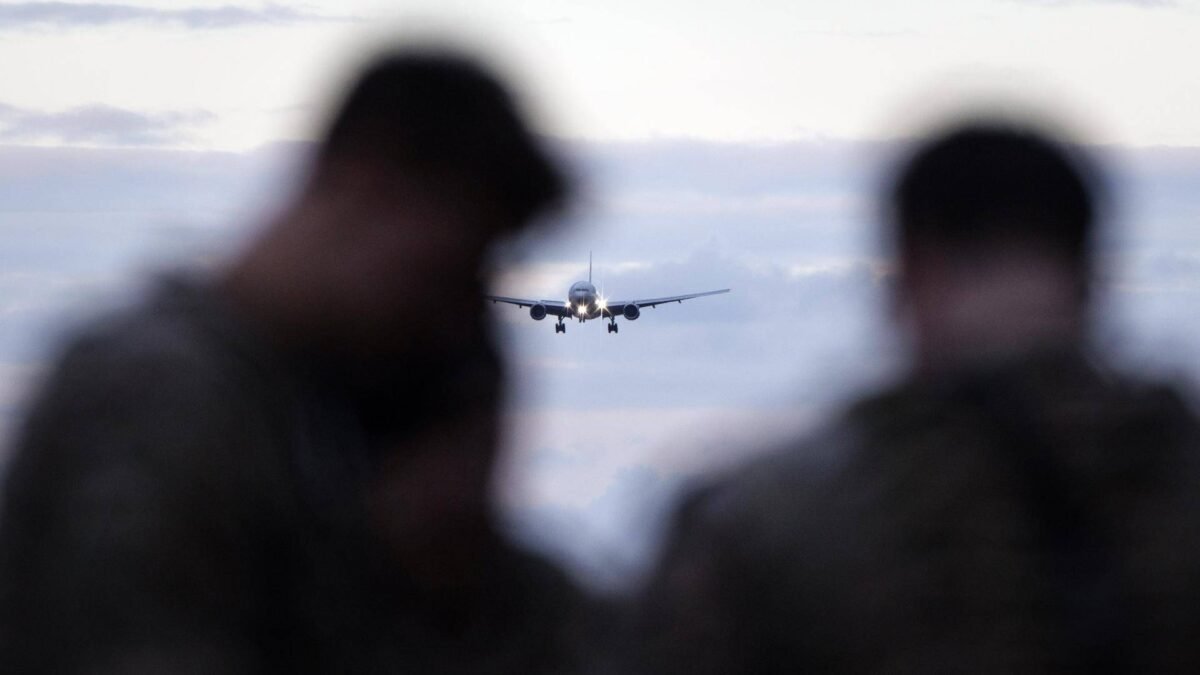 Todos os tripulantes do avião norte-americano que caiu no Iraque morreram