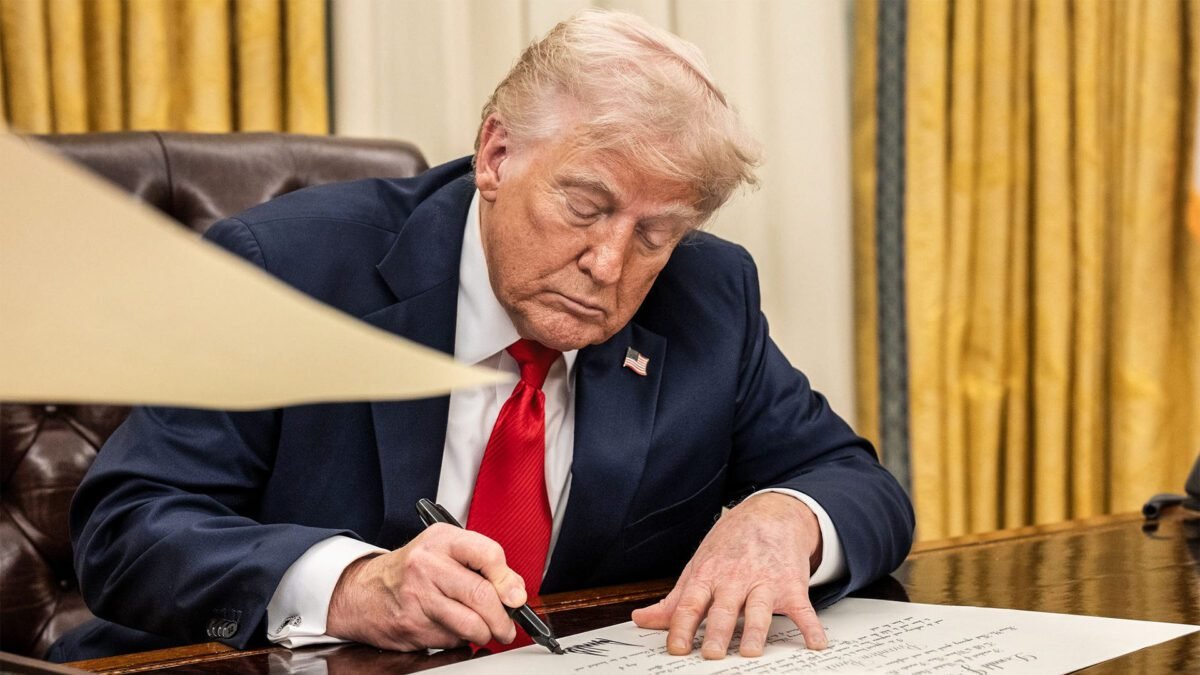 Rússia e Venezuela já iniciam manobras para vender petróleo aproveitando o alívio das sanções de Trump