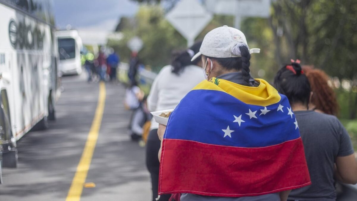 Expulsar seis mil venezuelanos ilegais do Chile neste momento não é viável para o governo Kast