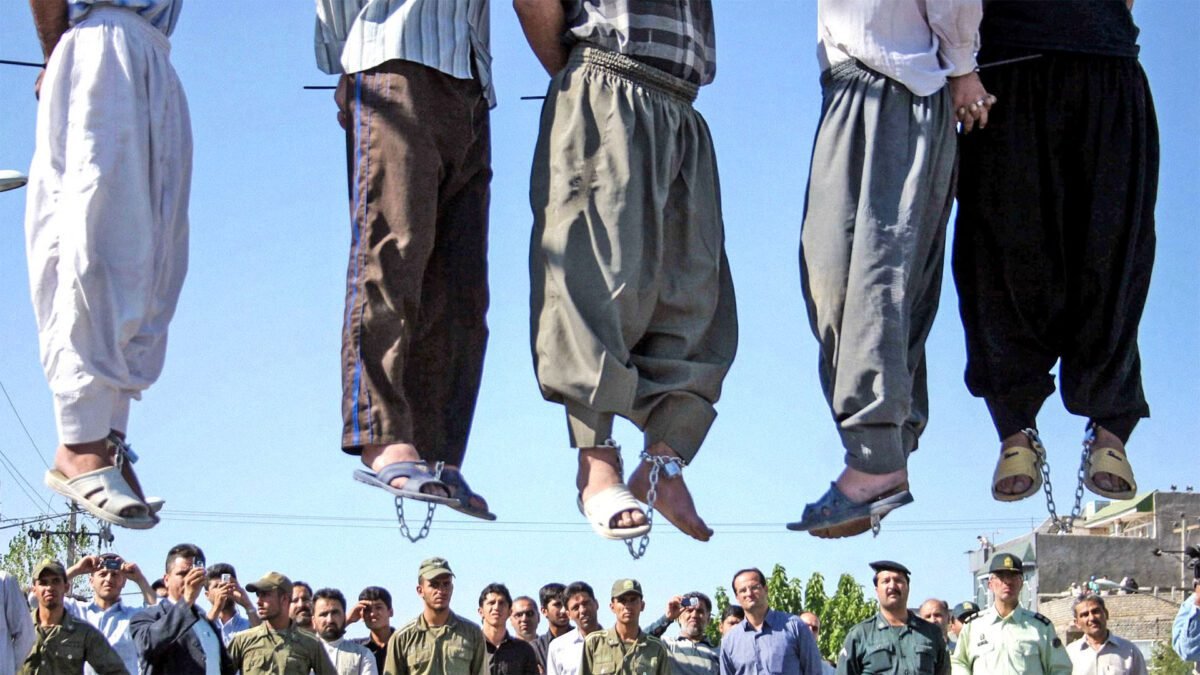 Relatório de ONGs registra 1.639 execuções no Irã em 2025, o maior número em 36 anos