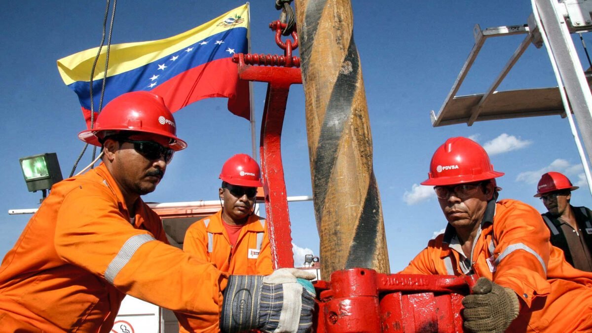 Exportações de petróleo venezuelano para os EUA aumentaram mais de 30% após a captura de Maduro