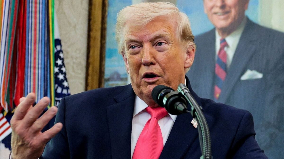 Trump está dividido entre atacar o Irã “com muita força” ou encerrar a guerra em duas ou três semanas