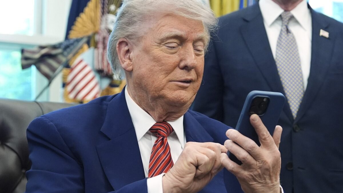 Sem celulares e com “bloqueio digital”: é assim que Trump se protege contra espionagem em sua visita à China