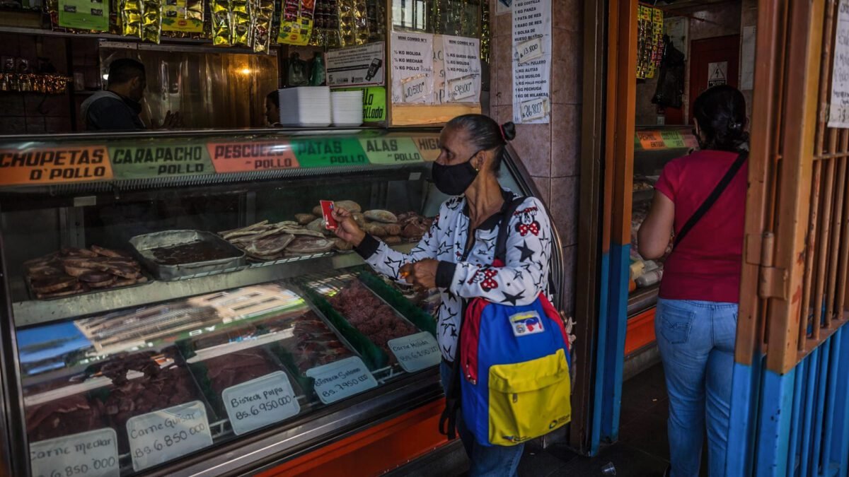 Cada família venezuelana deve mais de 1.300 dólares à China devido a dívidas contraídas pelo chavismo